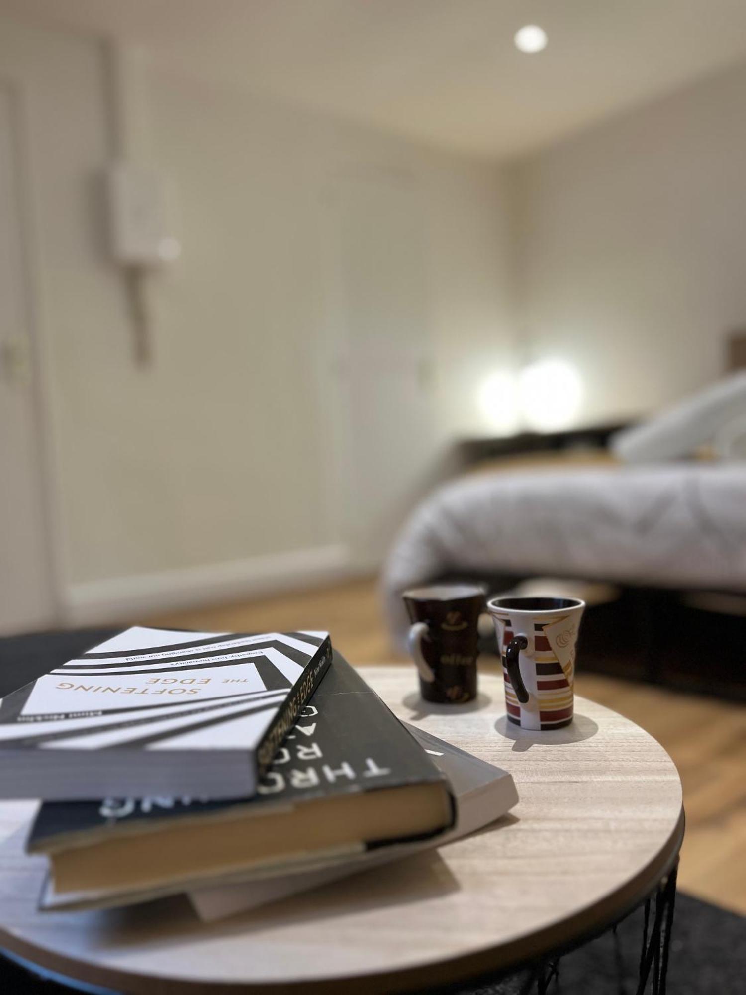 La Ruche Arrageoise - Parking Gratuit - Cozy - Grand Lit - Long Sejour Apartment Arras Bagian luar foto