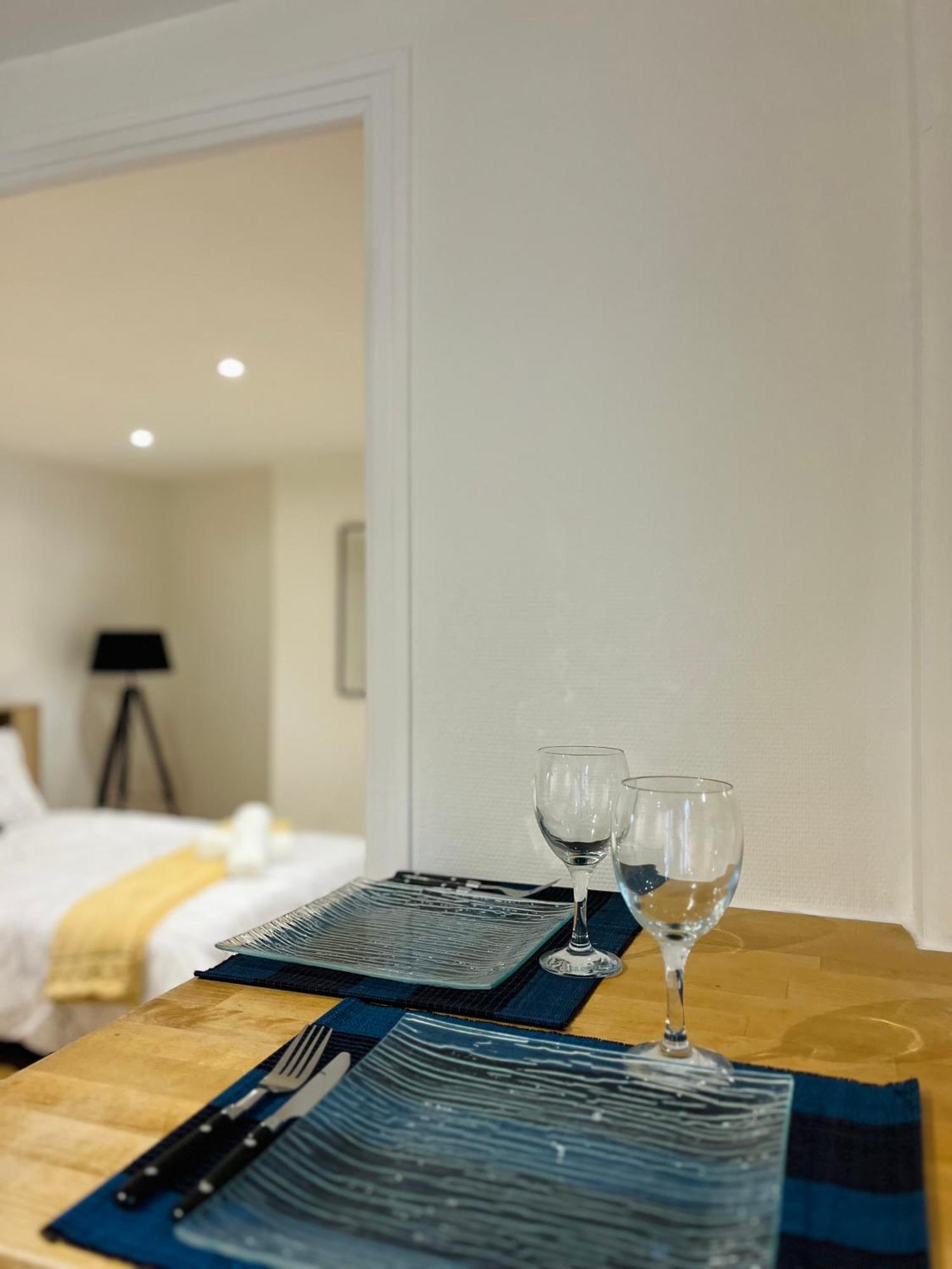 La Ruche Arrageoise - Parking Gratuit - Cozy - Grand Lit - Long Sejour Apartment Arras Bagian luar foto